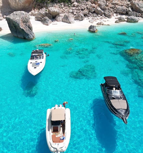 Tour to shipwreck